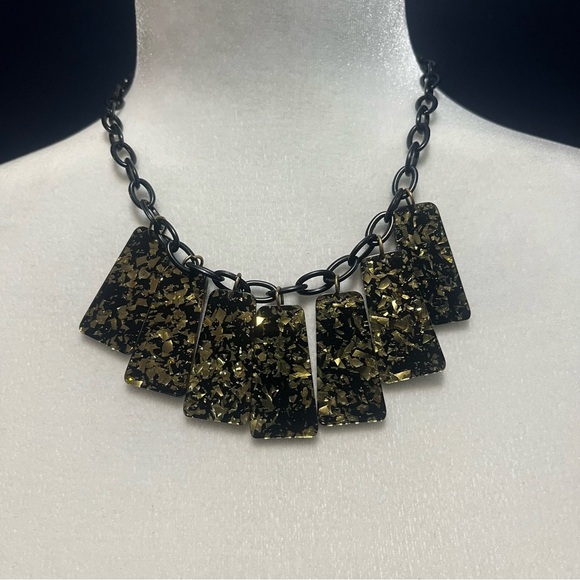 Bow & Crossbones Fakelite Vintage Repro Necklace - Picture 3 of 9